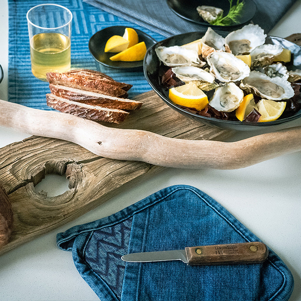 BUNDLE -HERRINGBONE OVEN MITT, PAN HANDLE HOLDER