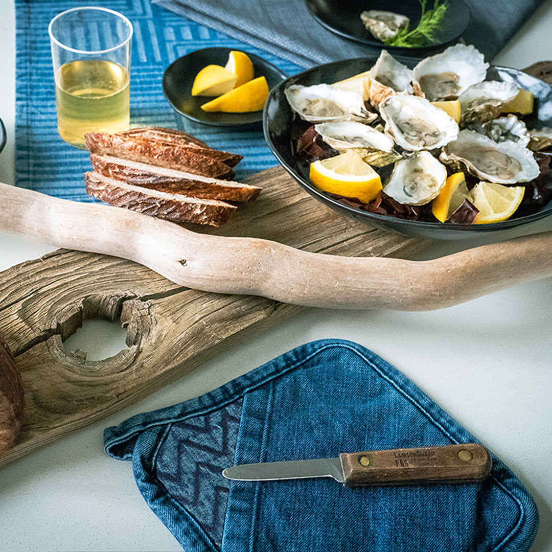 BUNDLE -HERRINGBONE OVEN MITT, PAN HANDLE HOLDER