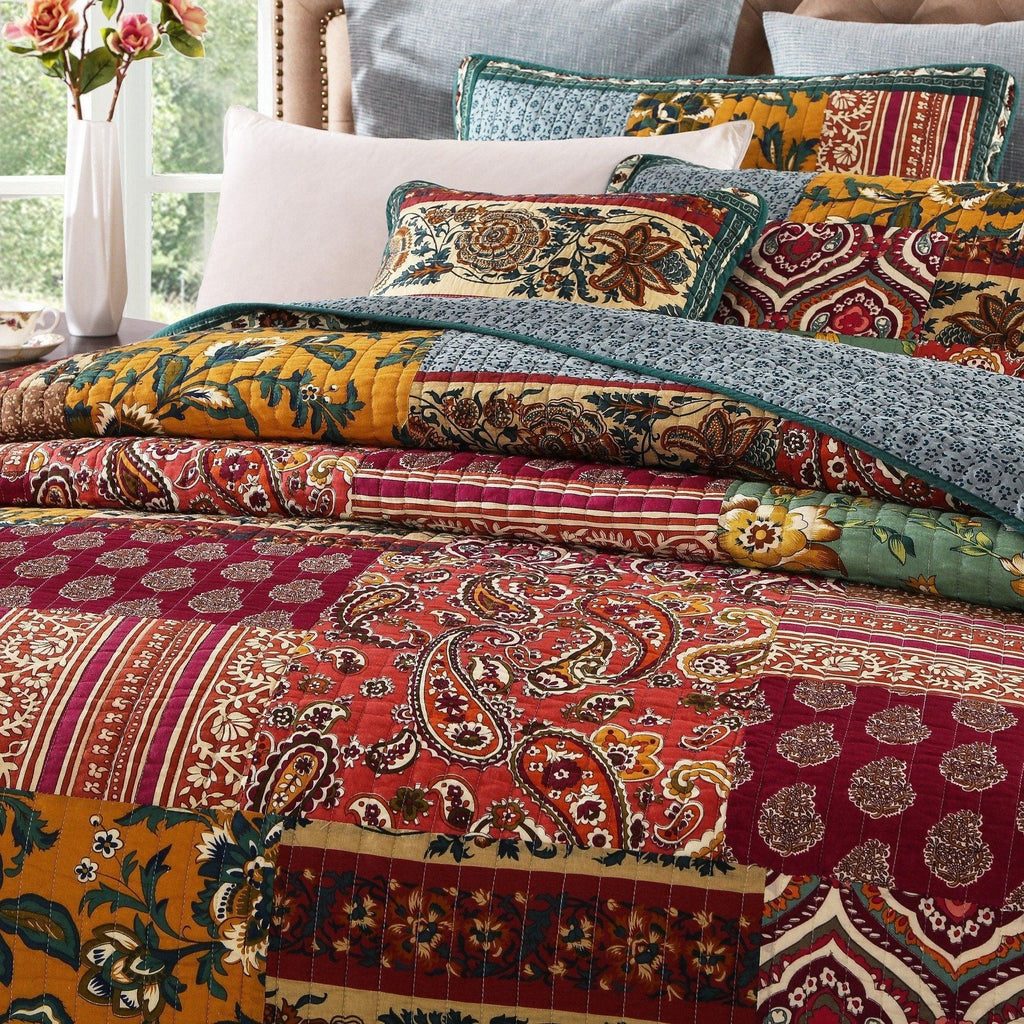 DaDa Bedding Dark Elegance Bohemian Floral Cotton Patchwork