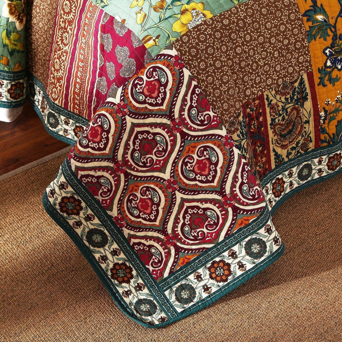 DaDa Bedding Dark Elegance Bohemian Floral Cotton Patchwork